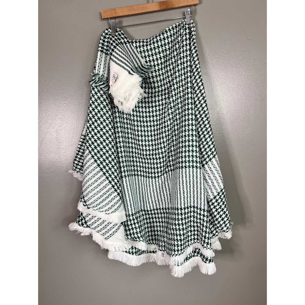 VTG Falleni and Cohn 70 Inch Round Tablecloth Green White Houndstooth Fringe USA